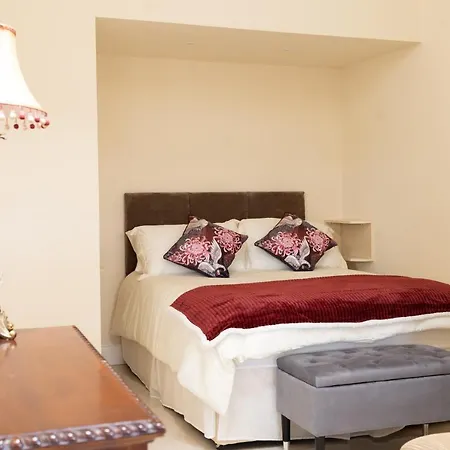 The Merry Monk Hotel Ballina (Mayo)