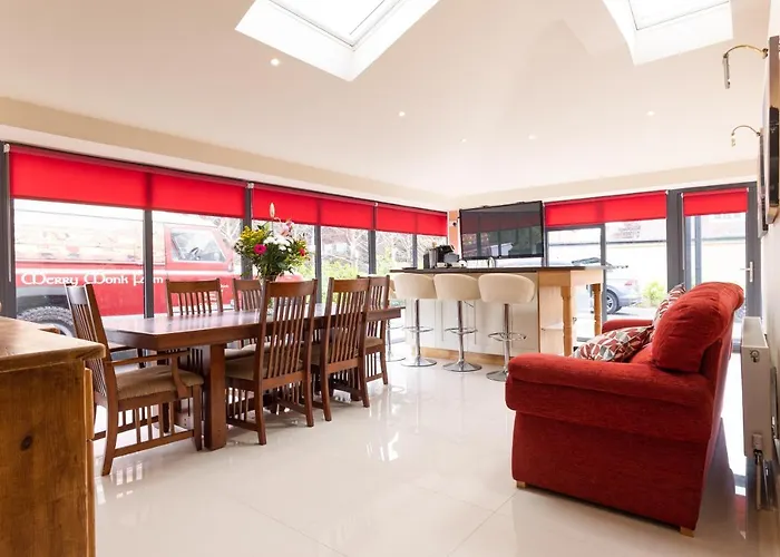 Hotell The Merry Monk Ballina (Mayo)