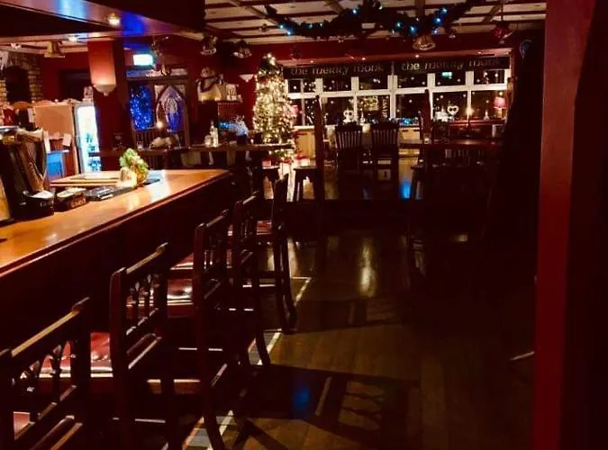 The Merry Monk Hotell *